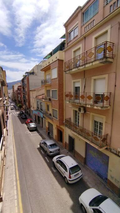 Charming Three Bedroom Apartment In Alcoi Esterno foto